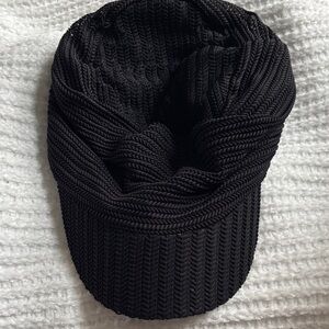 Black Knit Men's Cap
